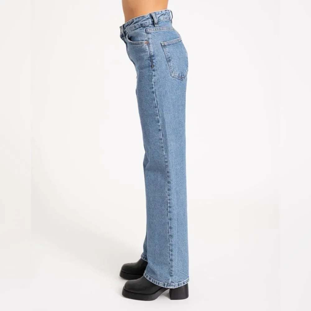 Dr. Denim Straight Leg Blue Jeans Size 2 - Picture 4 of 10